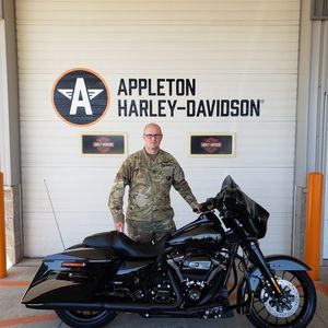 Meet your Posher, Colby